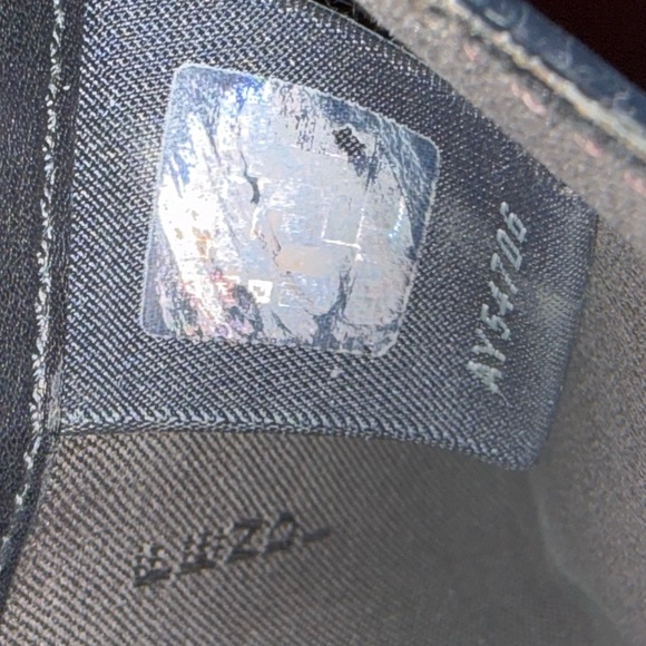 Fendi Black Patent Leather Wallet with Gold Buckle - Picture 9 of 9